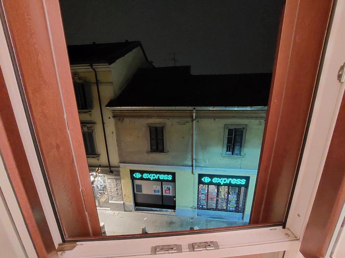 Ferienwohnung Fast Wifi E Netflix -- Centro Di Rho Vicino Stazione Exterior foto